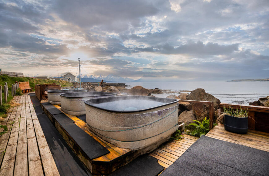 Why adding a commercial hot tub benefits your…