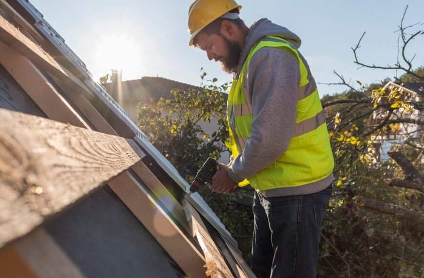 Emergency Roof Repairs in Australia