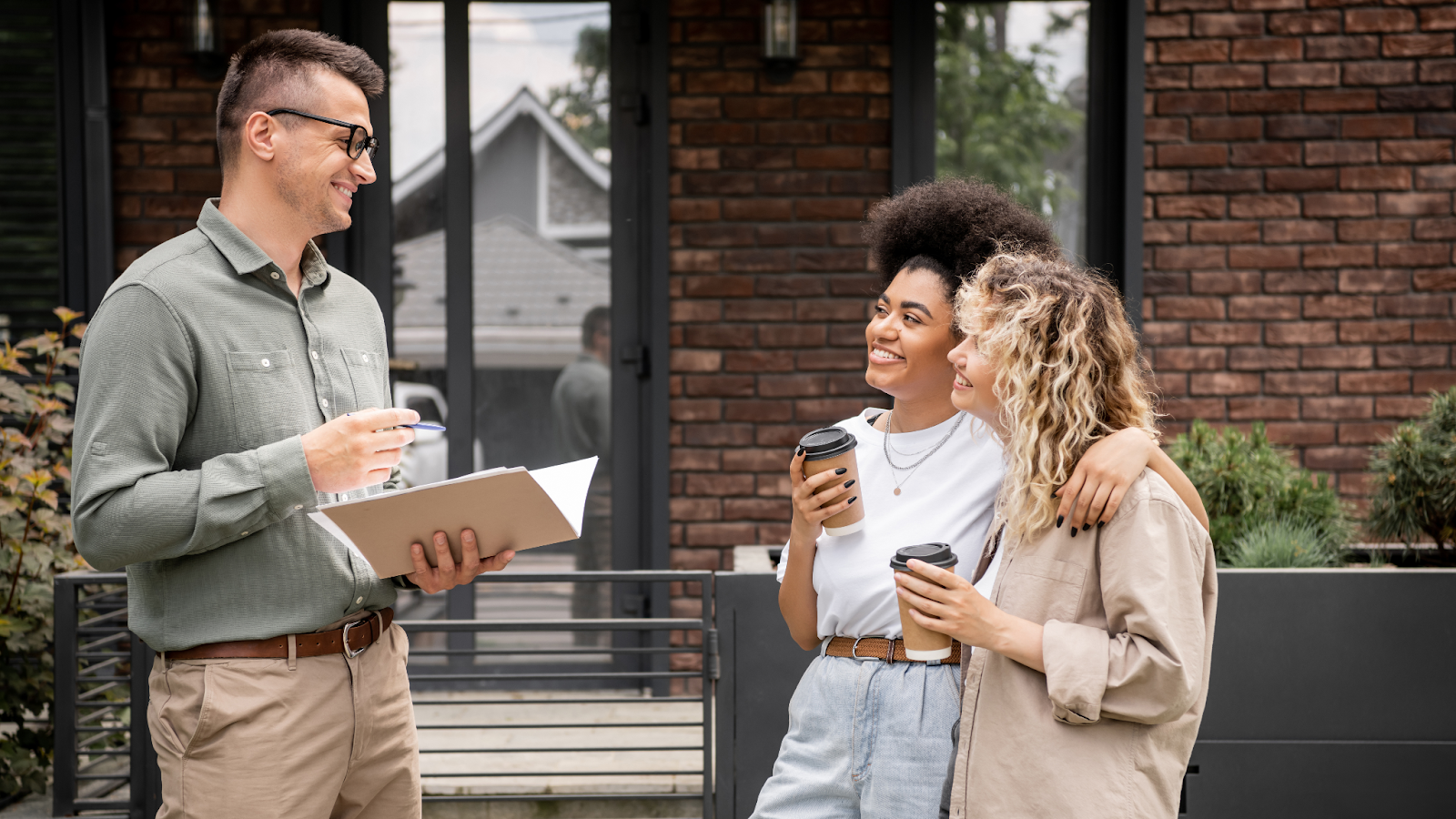 How Does Effective Communication Improve Your Real Estate Buying Experience