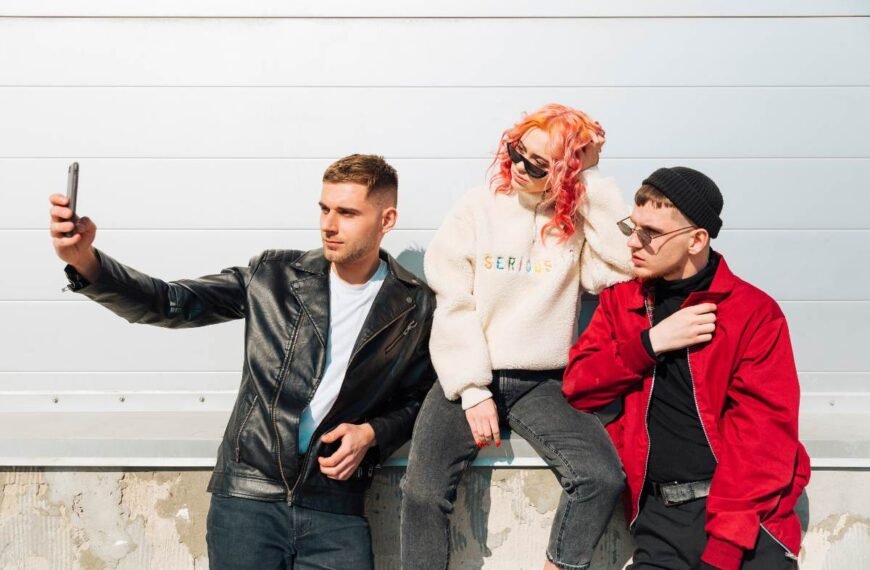 Culture in Motion: The Fashion Labels Redefining Streetwear for a New Generation
