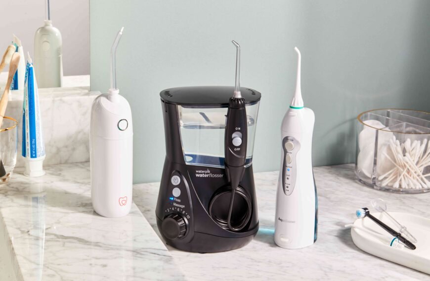 Flossing with Water: Benefits of Using a Piksters Hydropik Daily