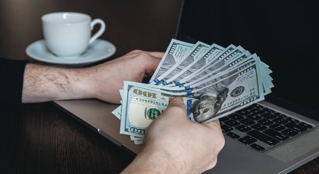 Money Cash Review