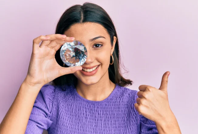 Bella Lenses: The Best Color Contact Lenses in UK