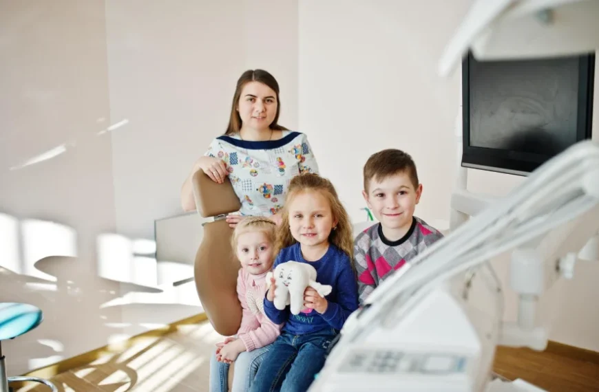 How Family Dentists Adapt Techniques For Toddlers, Teens, And Adults