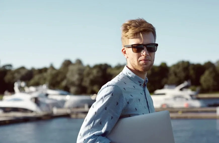 The Career Nobody Tells You About: Life and Work on Superyachts